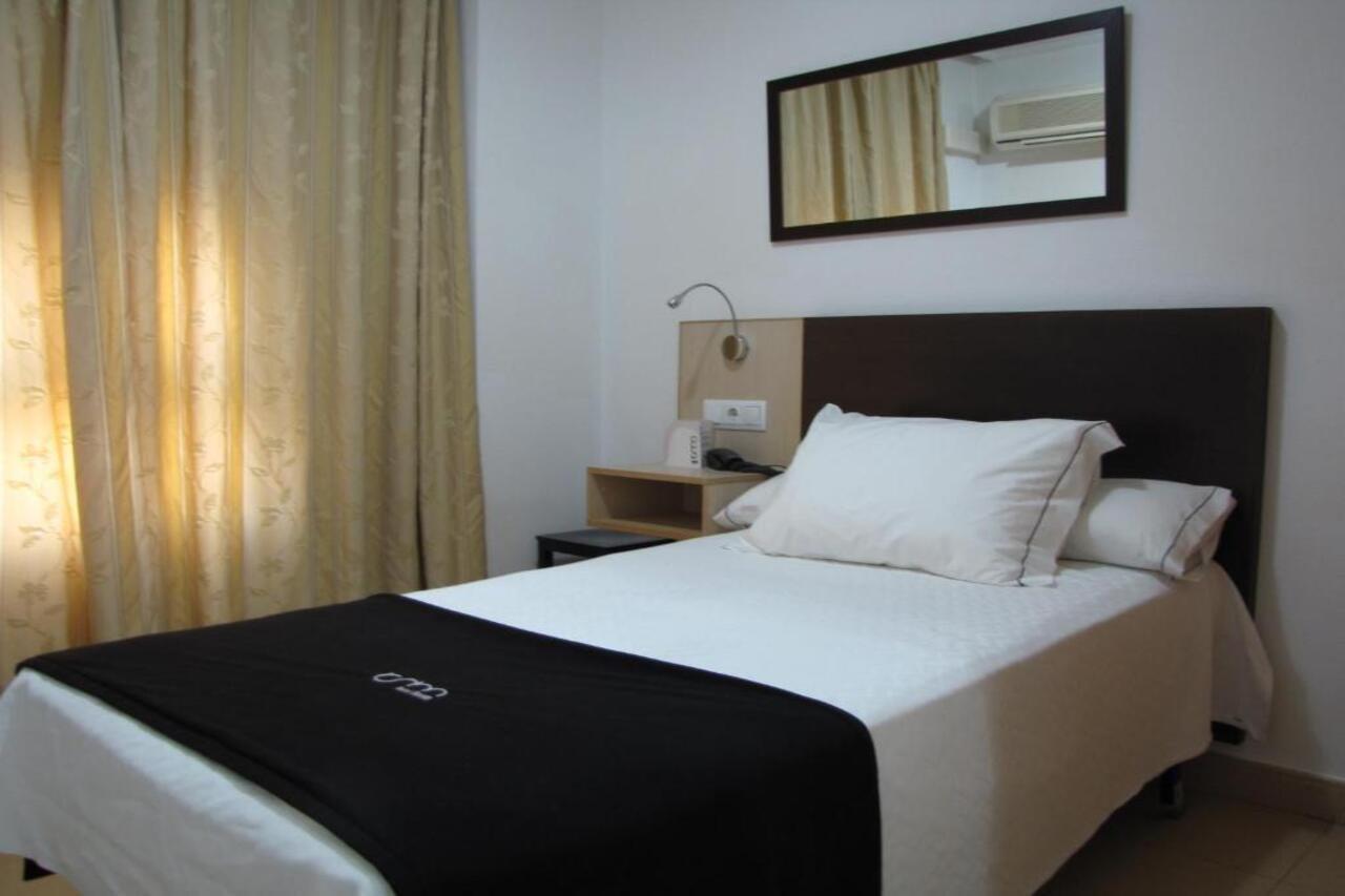 Hotel Room ปอนเตเบดรา ภายนอก รูปภาพ