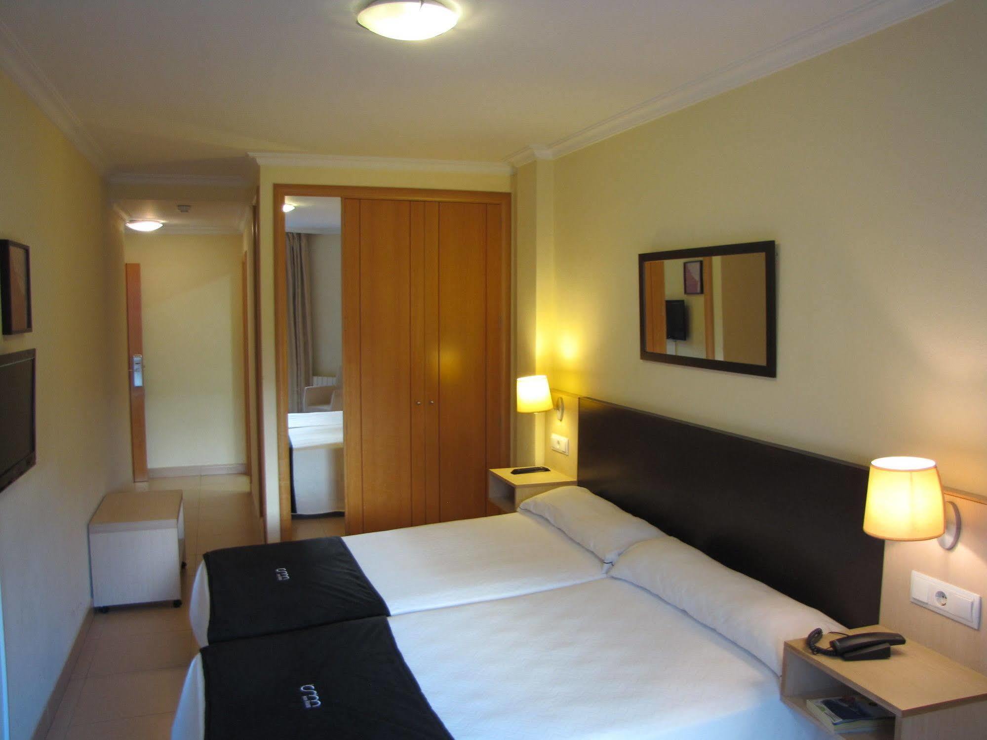 Hotel Room ปอนเตเบดรา ภายนอก รูปภาพ