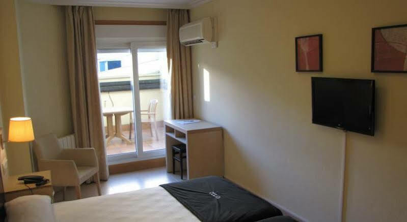 Hotel Room ปอนเตเบดรา ภายนอก รูปภาพ